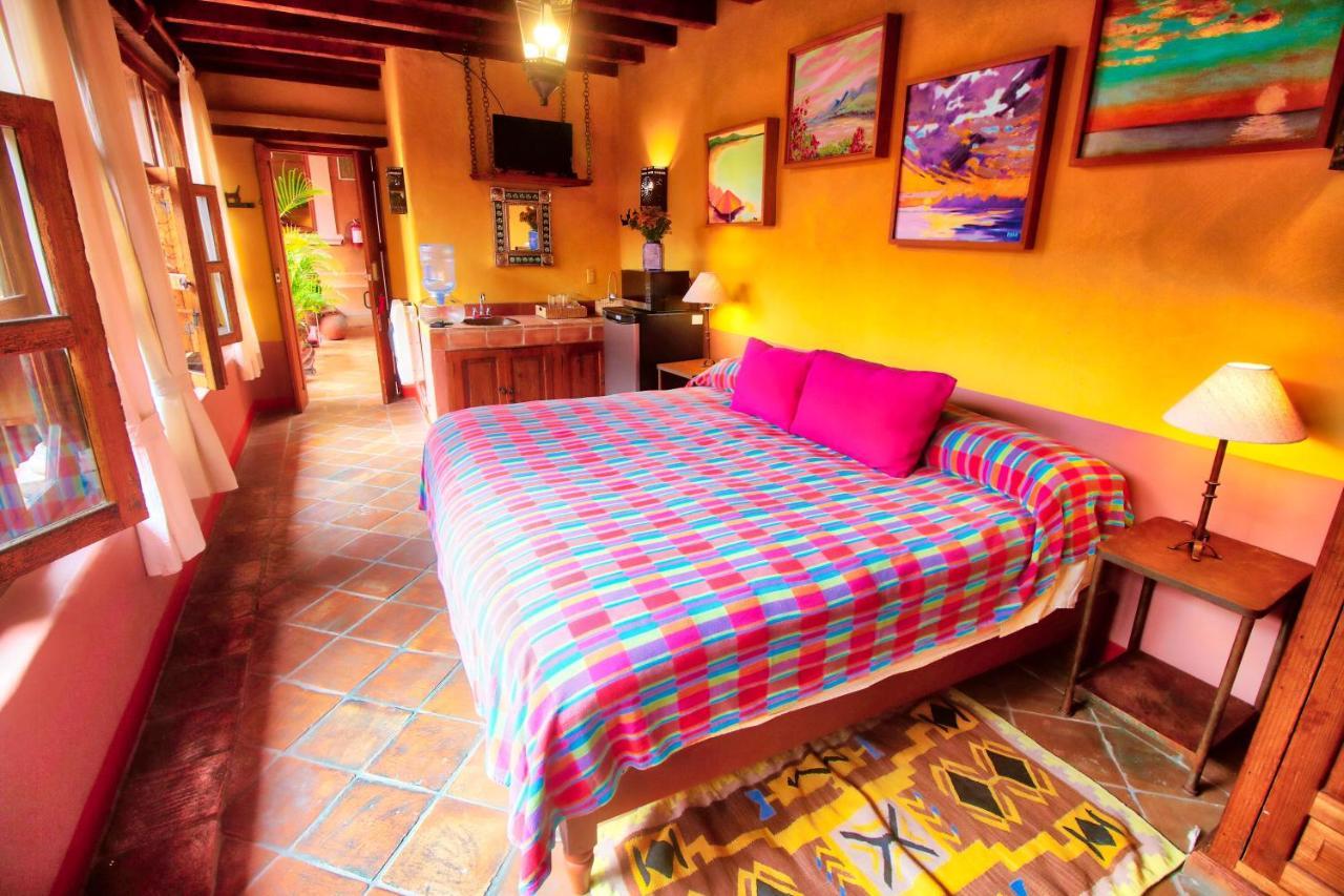 Hotel Casa Encantada Patzcuaro Exterior photo